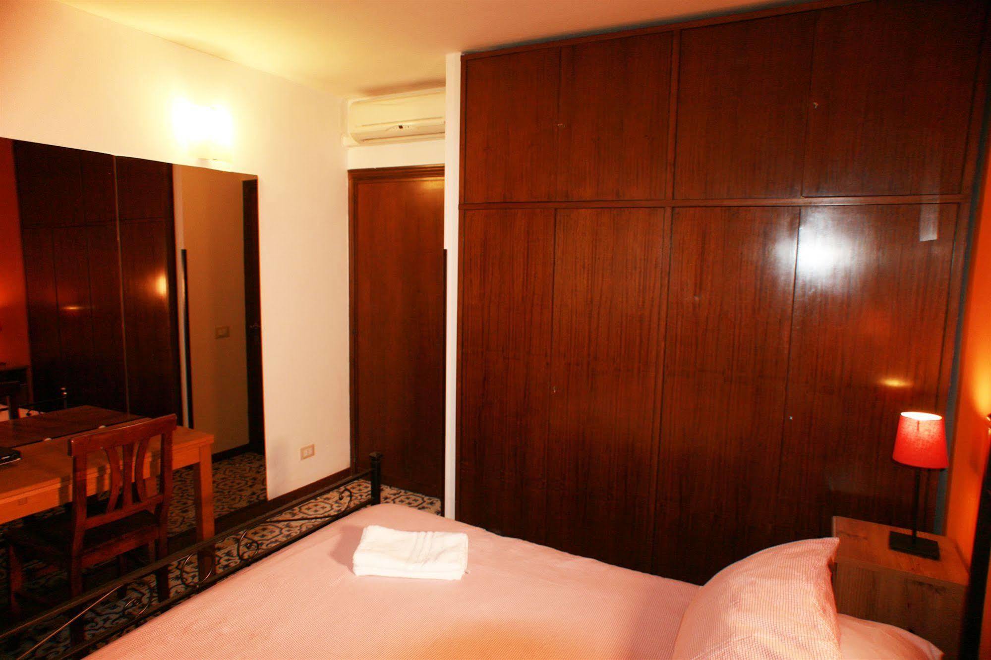Macao Rooms Рим Екстер'єр фото